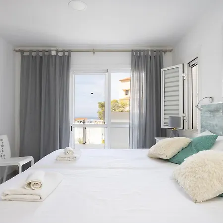 El Mar -private Pool Holiday home